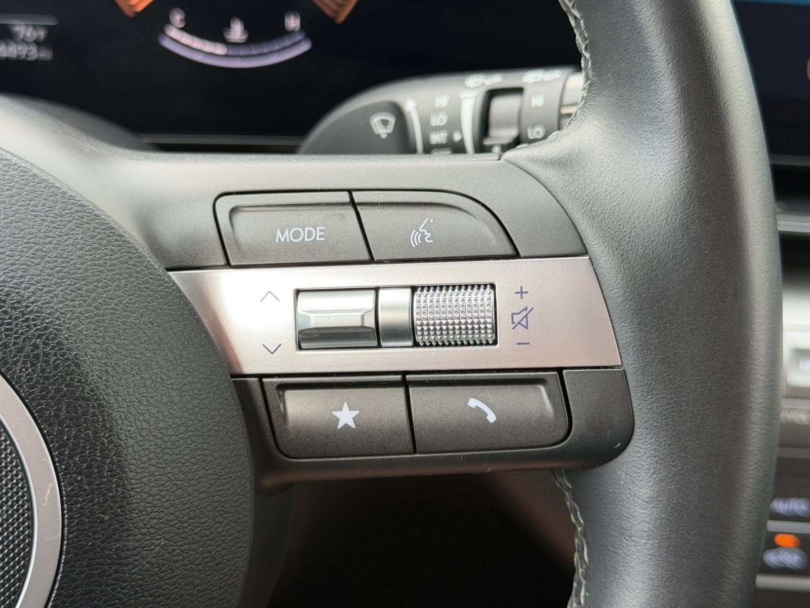 Used 2026 Hyundai Kona SEL Sport FWD image 19