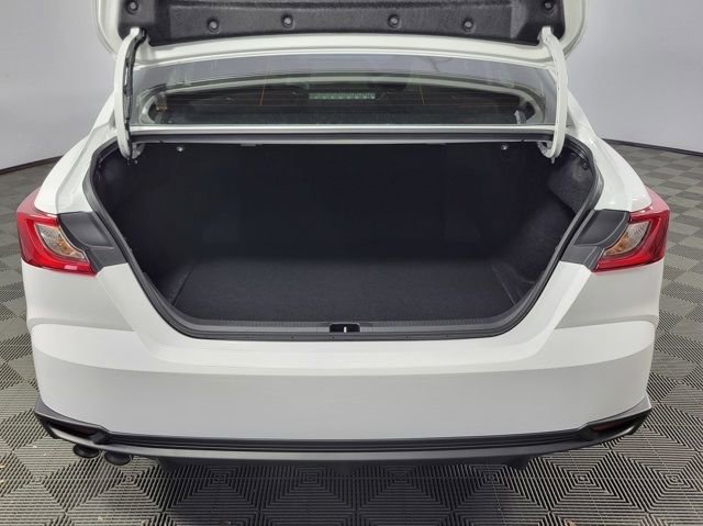 New 2026 Toyota Camry SE image 11