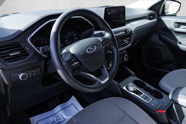 Used 2022 Ford Escape SE image 10