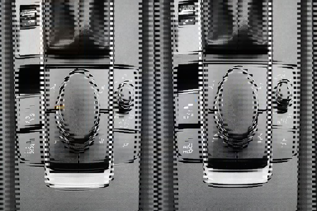 Used 2025 MAZDA CX-50 AWD 2.5 S w/ Preferred Package image 24