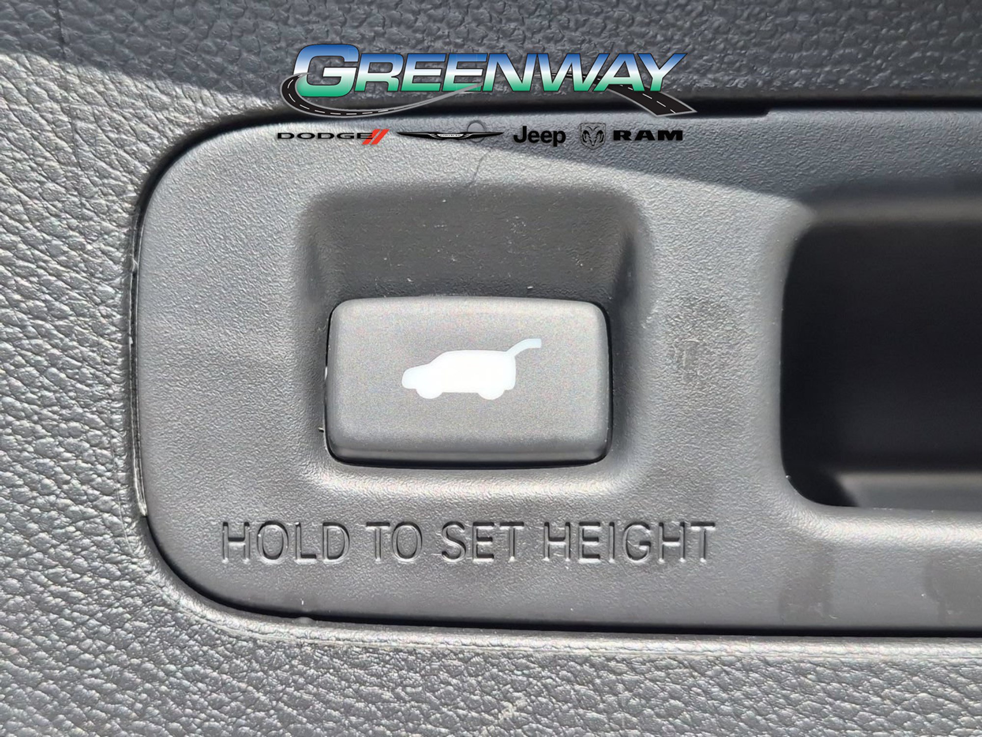 Used 2019 Honda CR-V Touring image 11