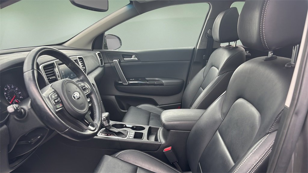 Used 2018 Kia Sportage EX w/ EX Premium Package image 16