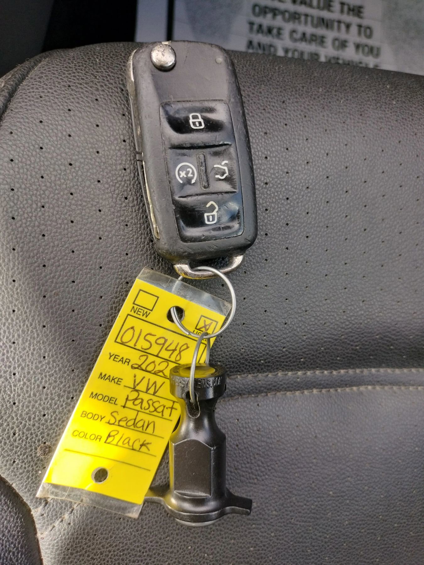 Used 2021 Volkswagen Passat 2.0T SE w/ Luggage Net & Mats Package image 47