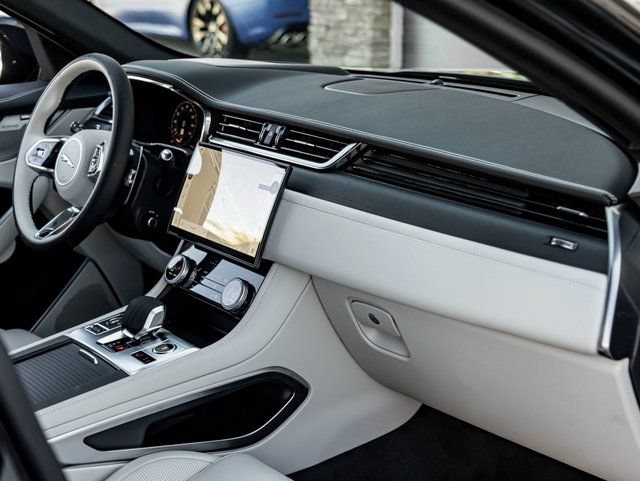 New 2026 Jaguar F-PACE R-Dynamic S AWD/4WD image 29
