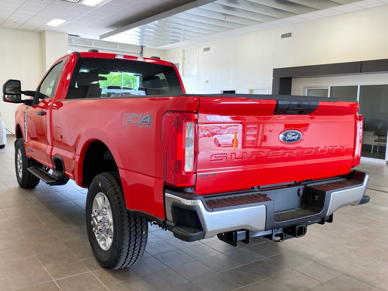 New 2026 Ford F350 XLT w/ FX4 Off-Road Package AWD/4WD image 12