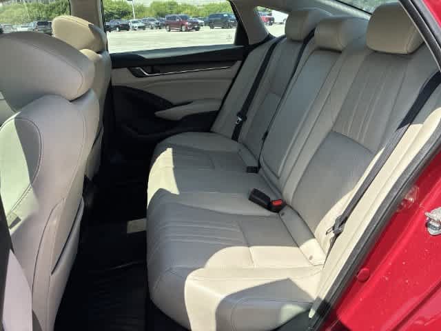 Used 2018 Honda Accord Touring image 19