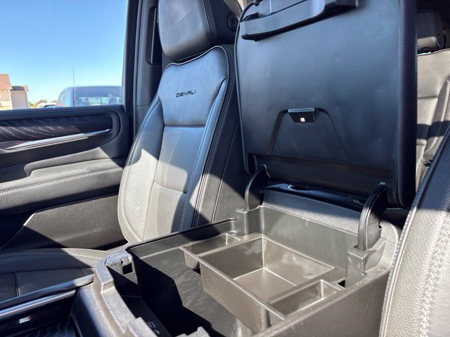 Used 2021 GMC Yukon Denali w/ Denali Premium Package AWD/4WD image 25