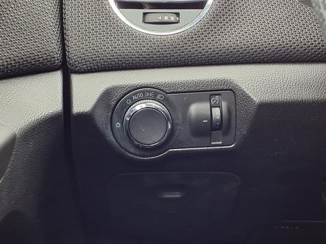 Used 2016 Chevrolet Cruze LT image 15