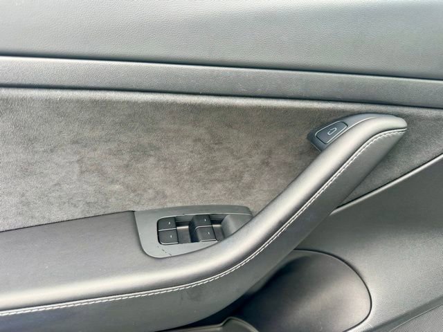 Used 2021 Tesla Model 3 Standard Range Plus image 16