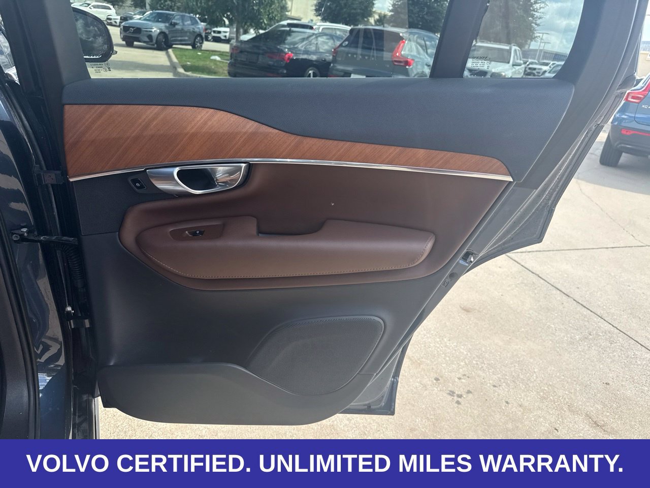 Certified 2023 Volvo XC90 B6 Plus w/ Protection Package Premier AWD/4WD image 24