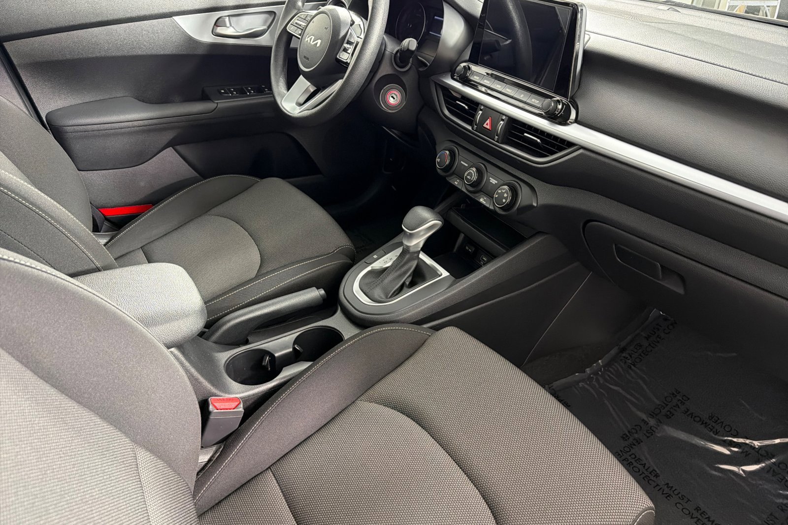 Used 2023 Kia Forte LXS image 13