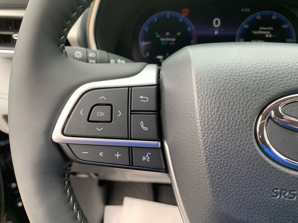 New 2026 Toyota Highlander Platinum AWD/4WD image 27