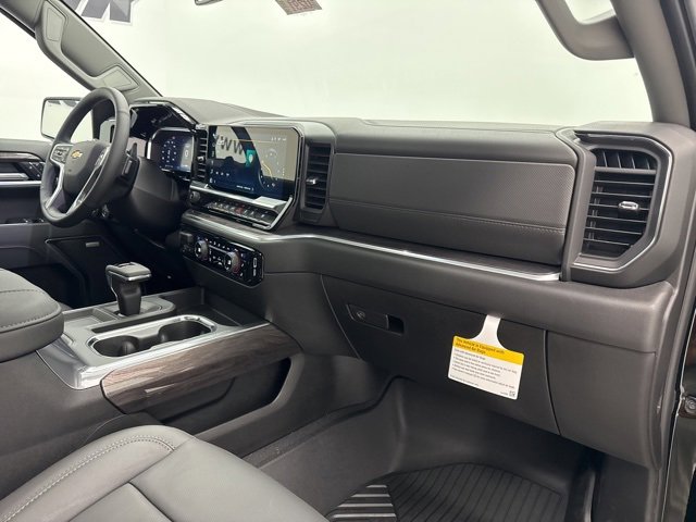 New 2026 Chevrolet Silverado 1500 LTZ w/ LTZ Premium Package image 33