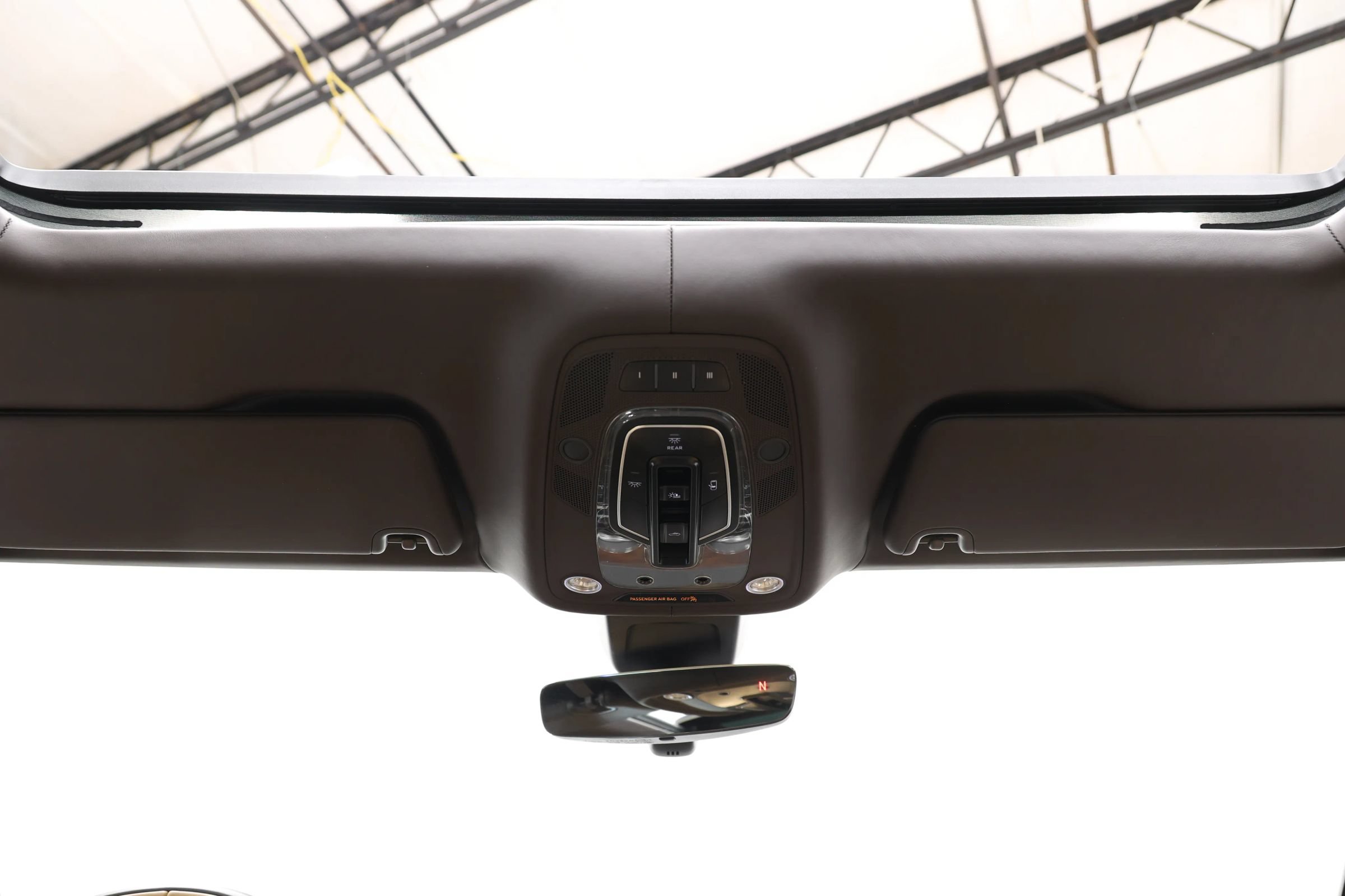 Used 2018 Bentley Bentayga AWD/4WD image 45
