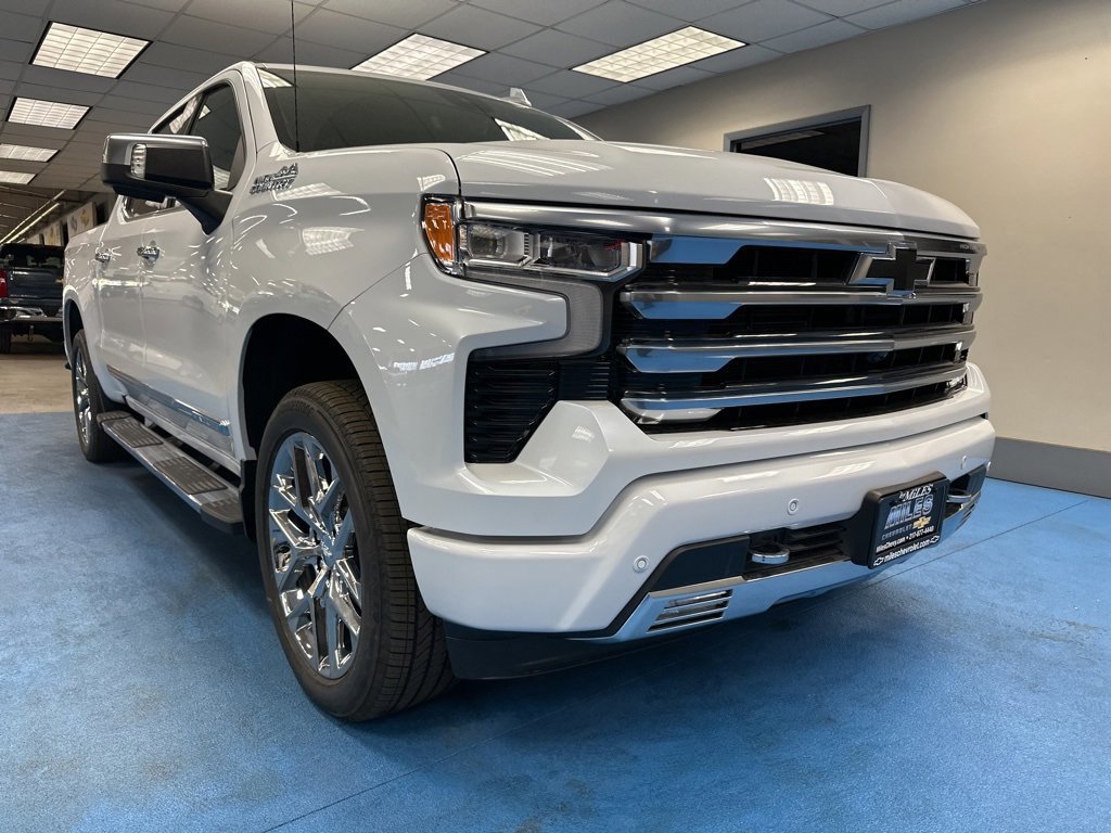 New 2026 Chevrolet Silverado 1500 High Country video 1