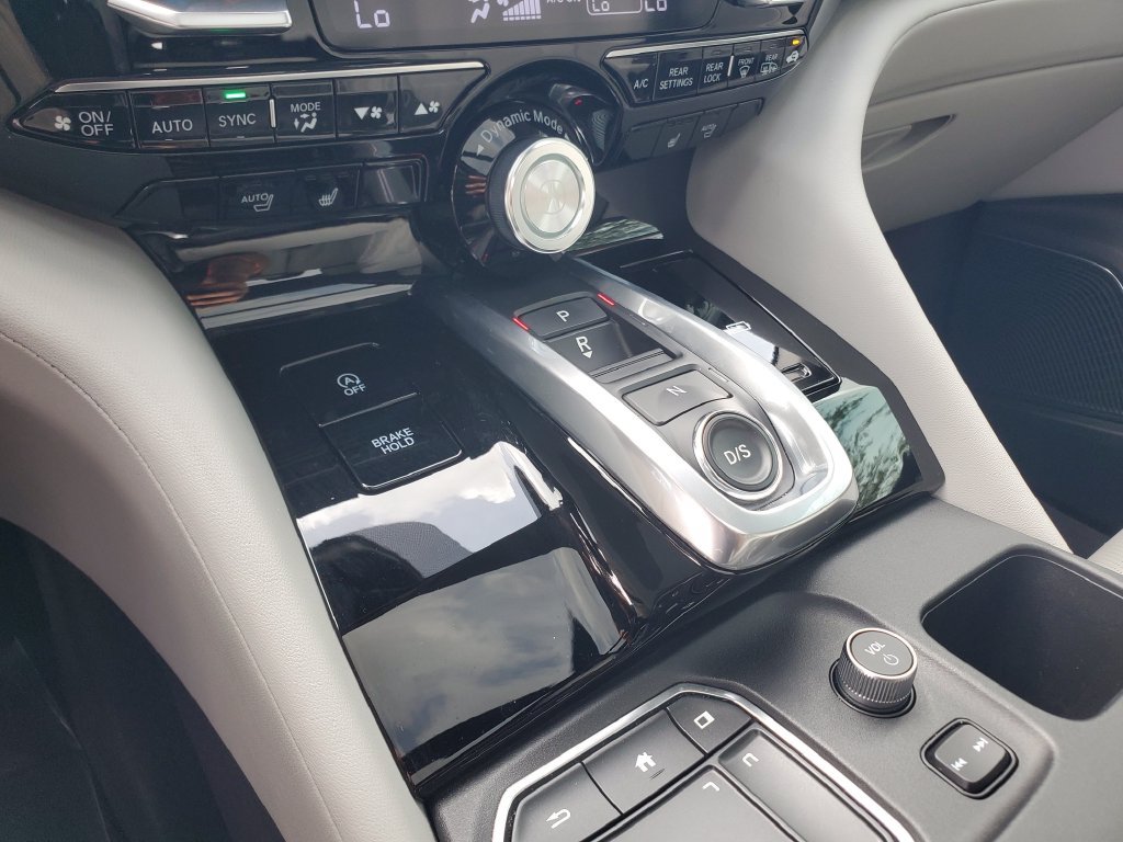 Certified 2024 Acura MDX w/ Technology Package FWD image 34