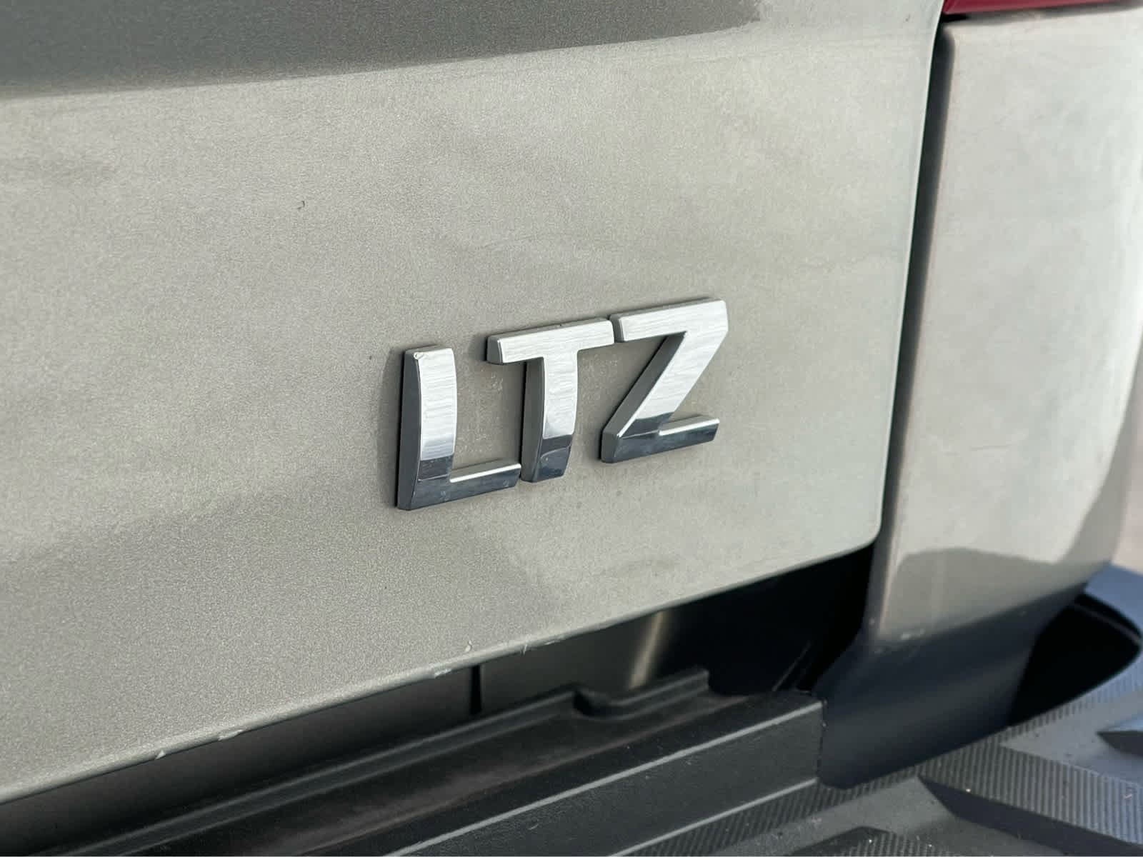Used 2017 Chevrolet Silverado 1500 LTZ Z71 w/ LTZ Plus Package image 10