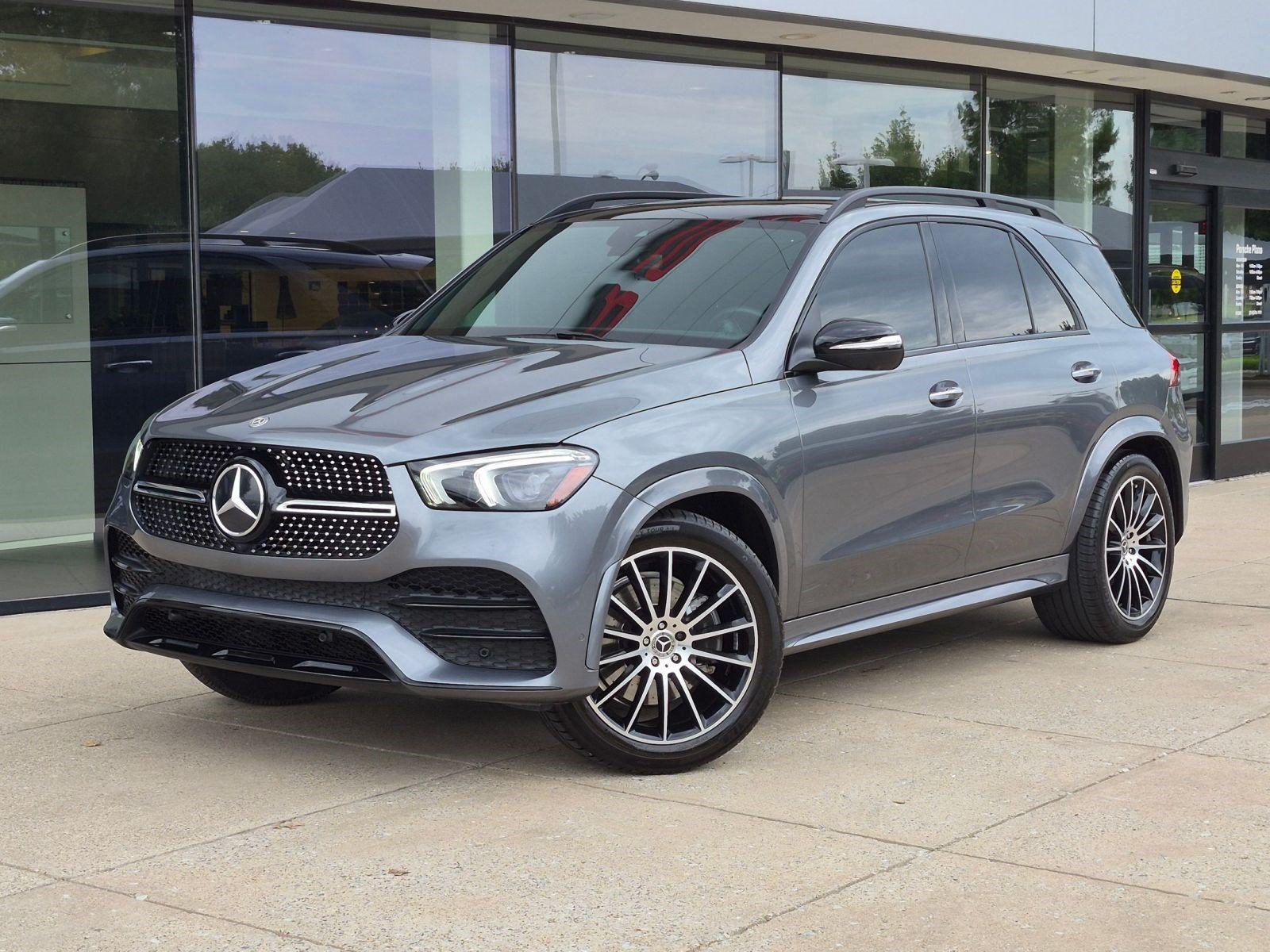 Used 2020 Mercedes-Benz GLE 450 4MATIC image 1
