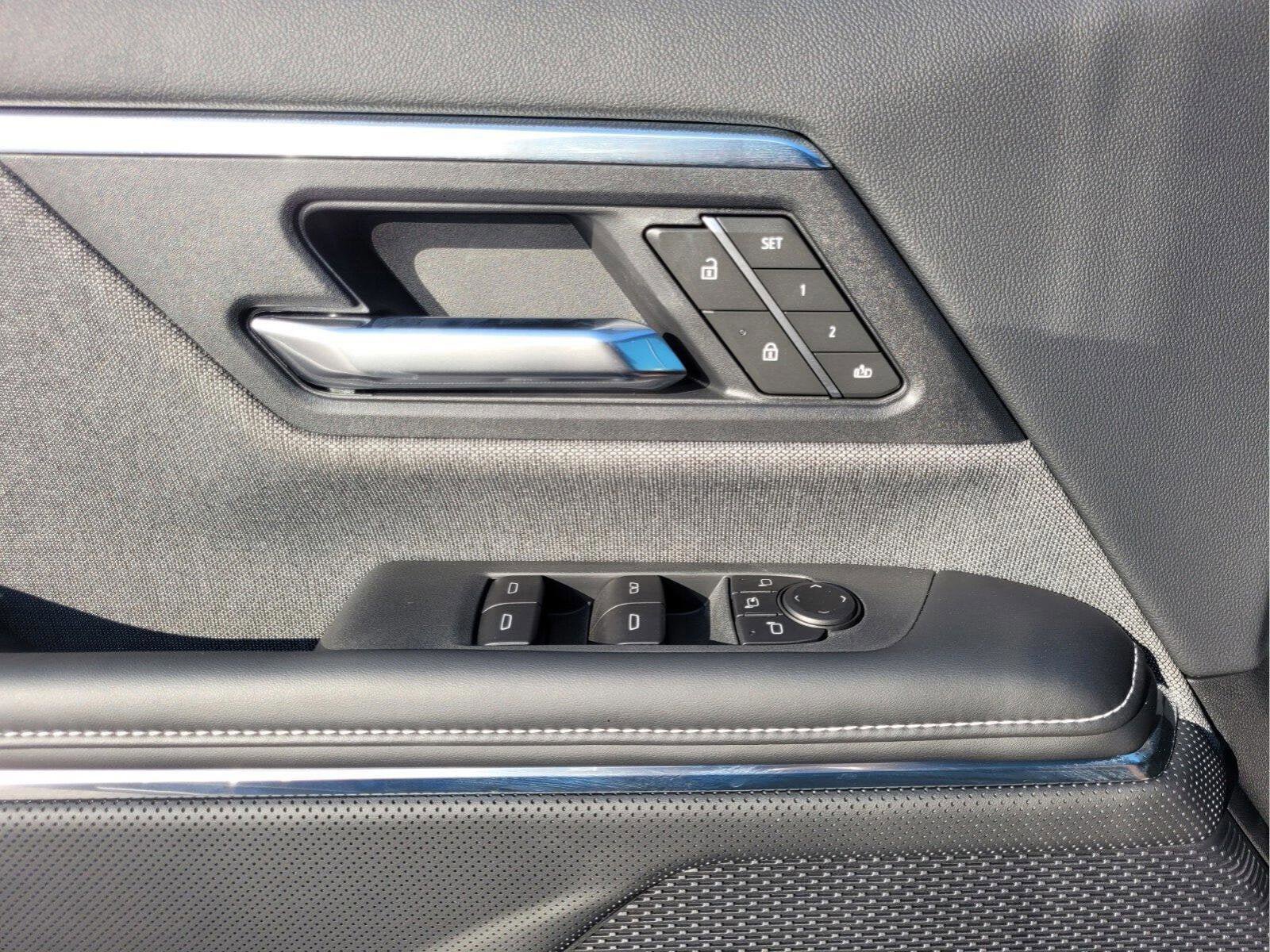 New 2026 GMC Sierra EV Elevation w/ Premium Package image 22
