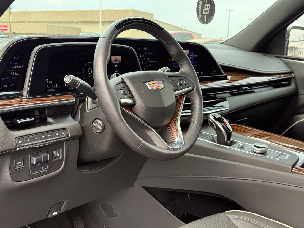 Used 2024 Cadillac Escalade Premium Luxury w/ Performance Package AWD/4WD image 34