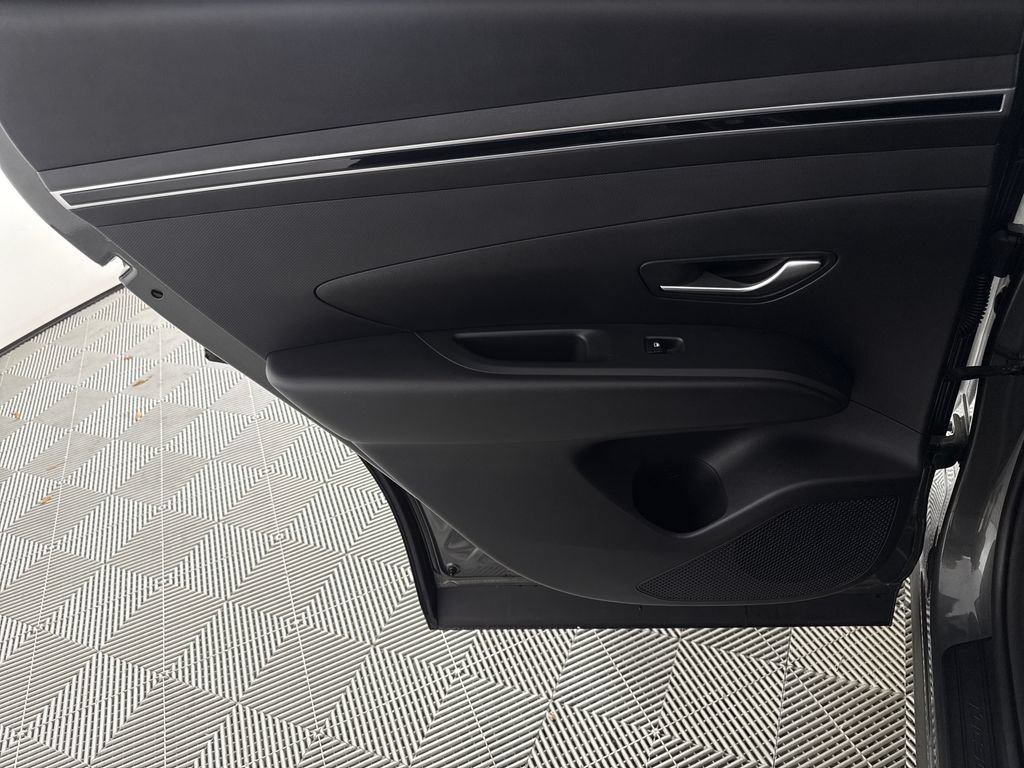 Certified 2022 Hyundai Tucson SEL FWD image 14