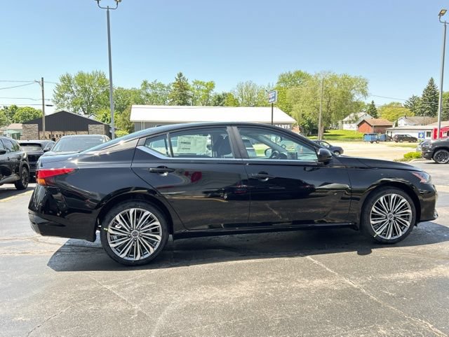 New 2026 Nissan Altima 2.5 SV w/ SV Premium Package AWD/4WD image 6