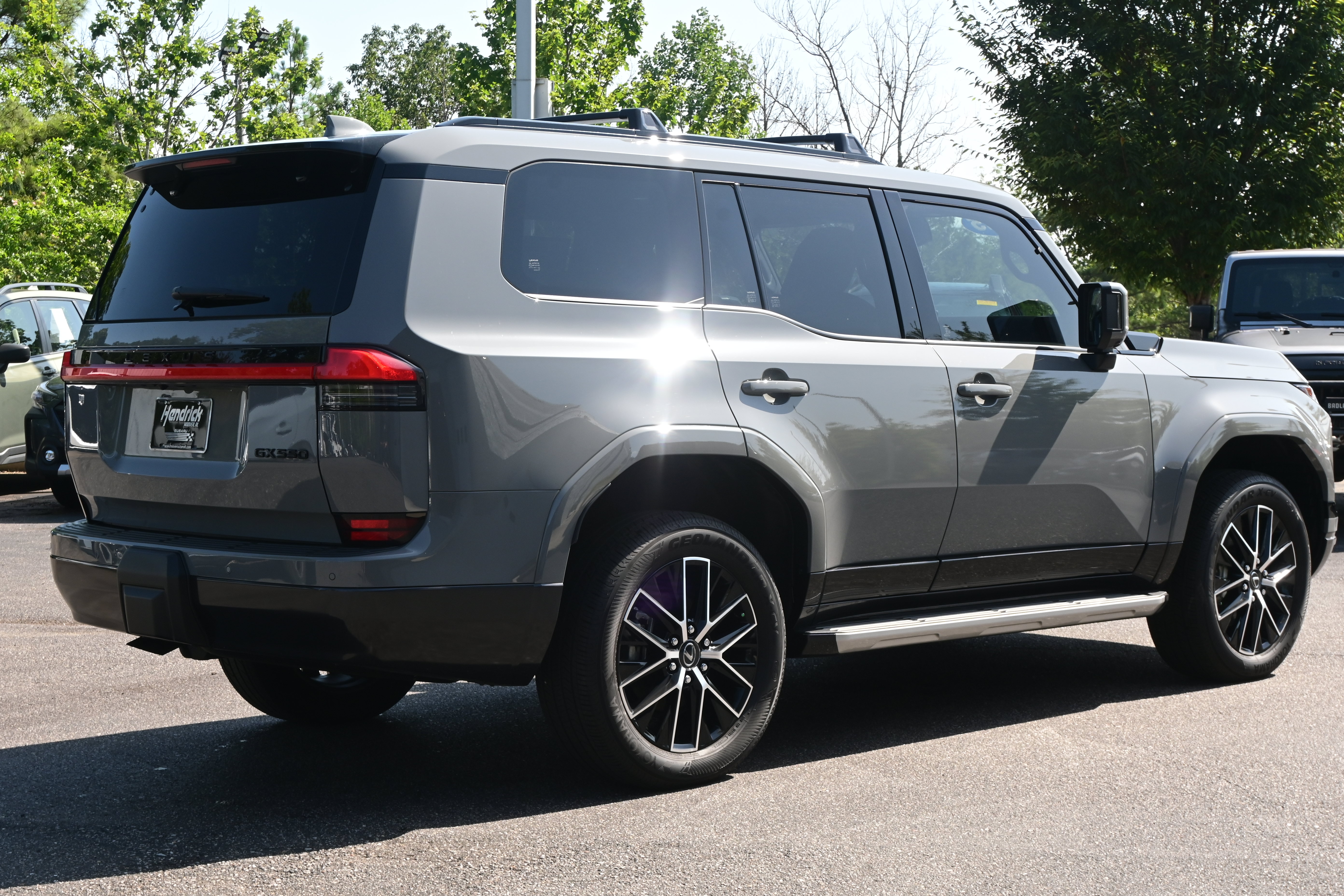 Used 2025 Lexus GX 550 w/ Accessory Package (Z1) AWD/4WD image 9