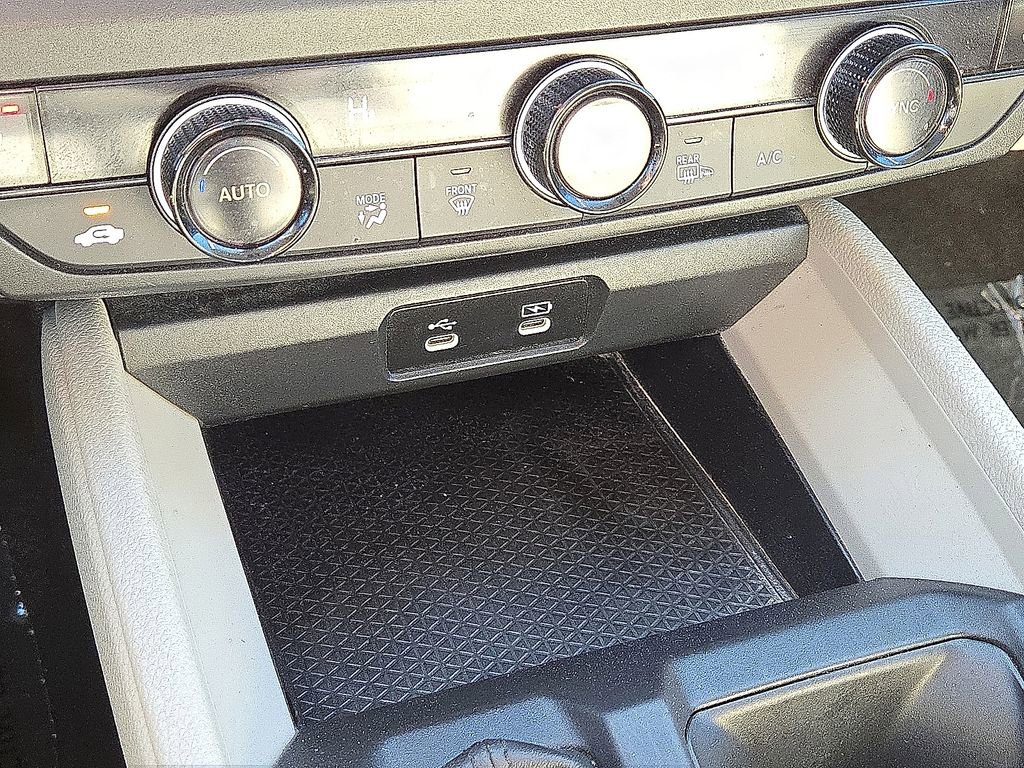 Used 2024 Honda Accord EX image 29