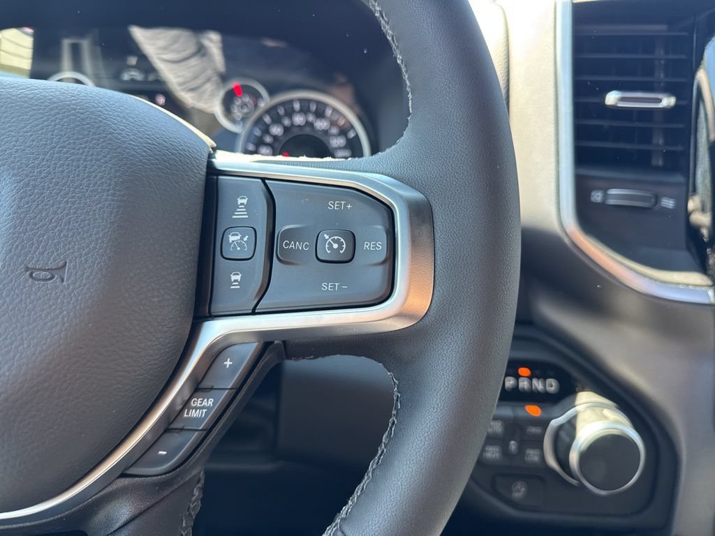 New 2026 RAM 1500 Big Horn AWD/4WD image 16