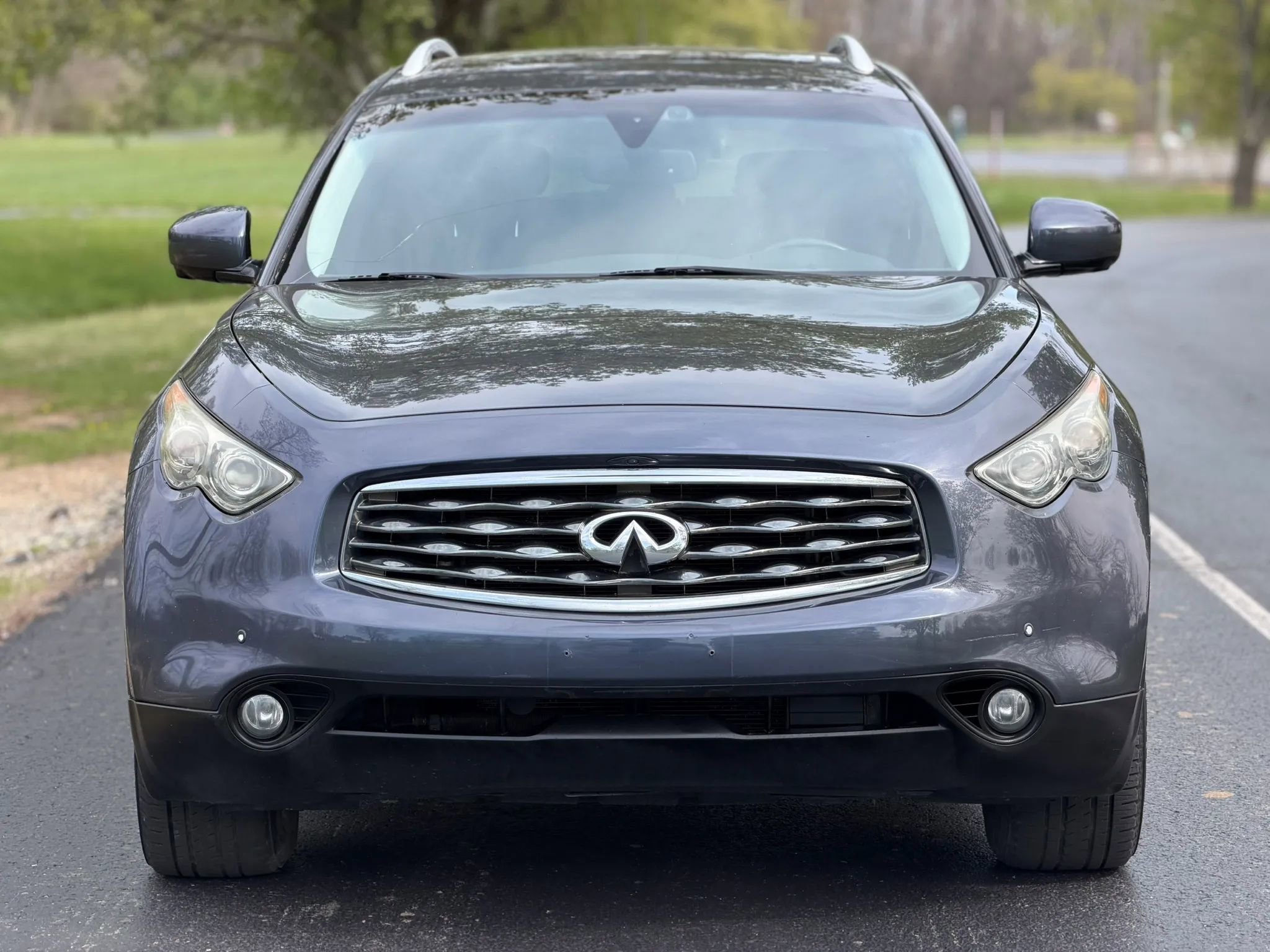 Used 2009 INFINITI FX35 AWD w/ Technology Pkg image 2