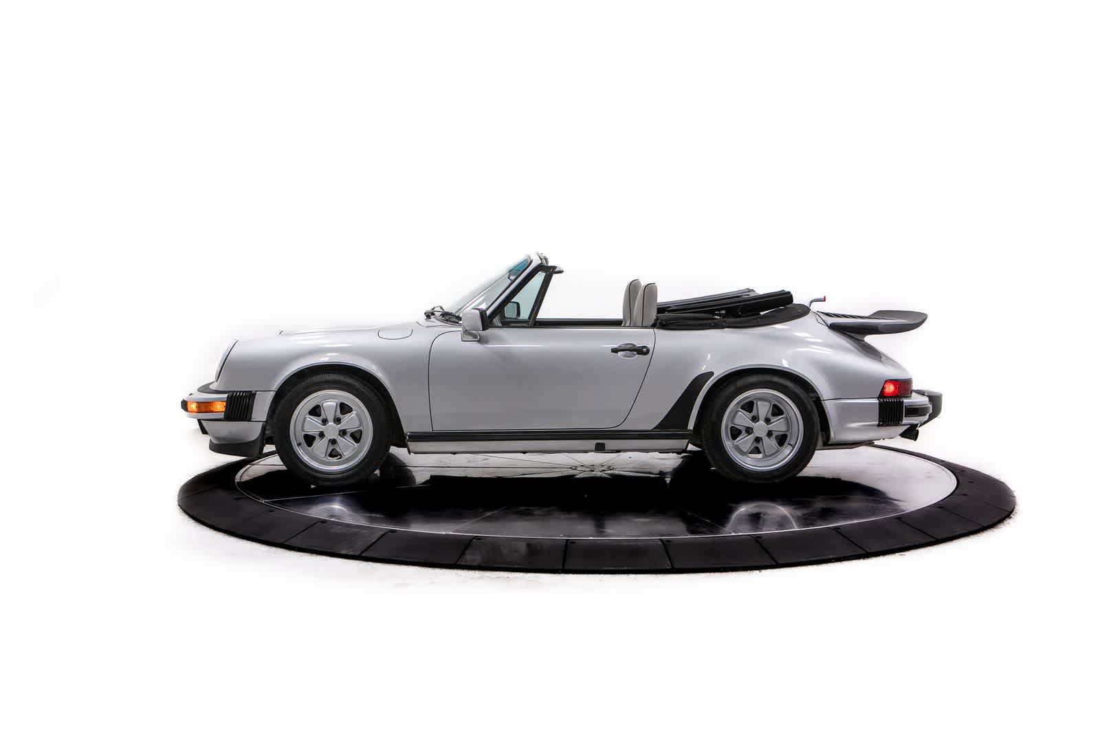 Used 1989 Porsche 911 Carrera image 2