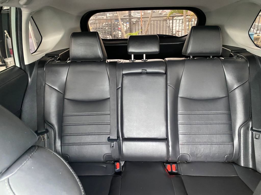 Used 2022 Toyota RAV4 XLE Premium FWD image 18