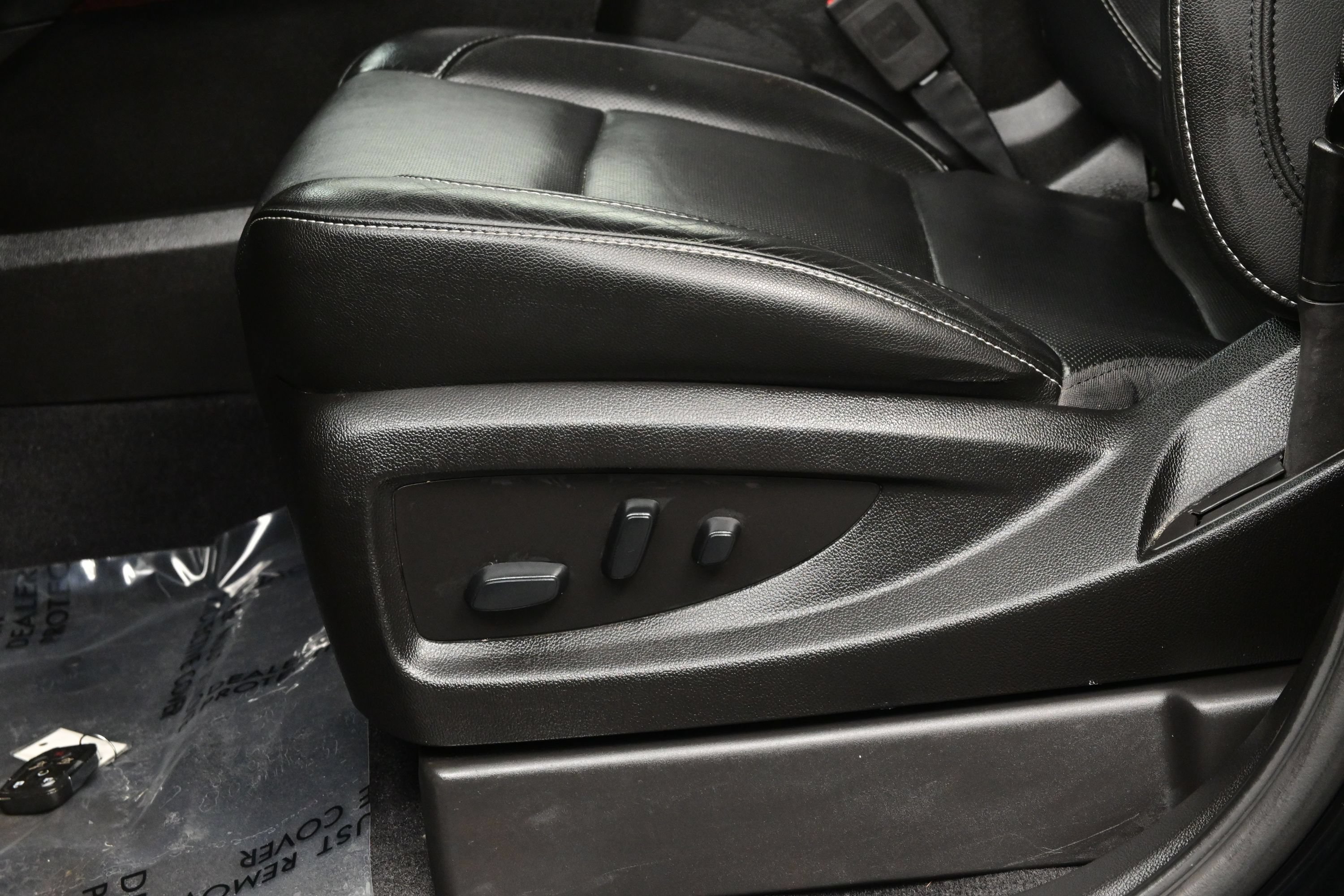 Used 2019 GMC Yukon SLT w/ Premium Edition AWD/4WD image 11