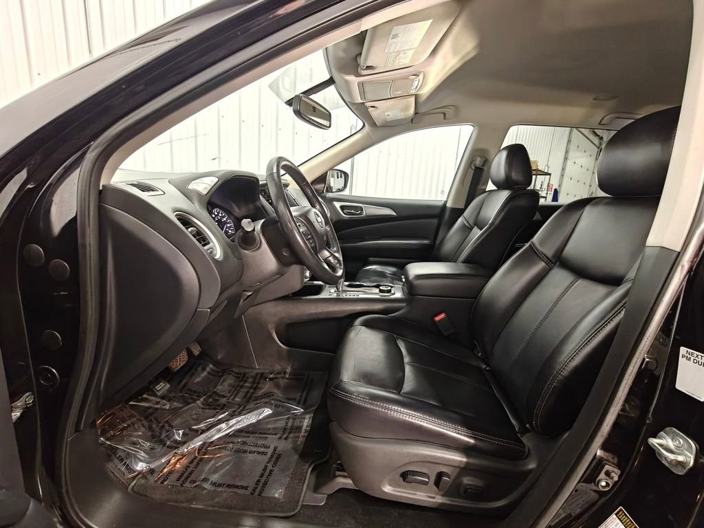 Used 2019 Nissan Pathfinder SL AWD/4WD image 26