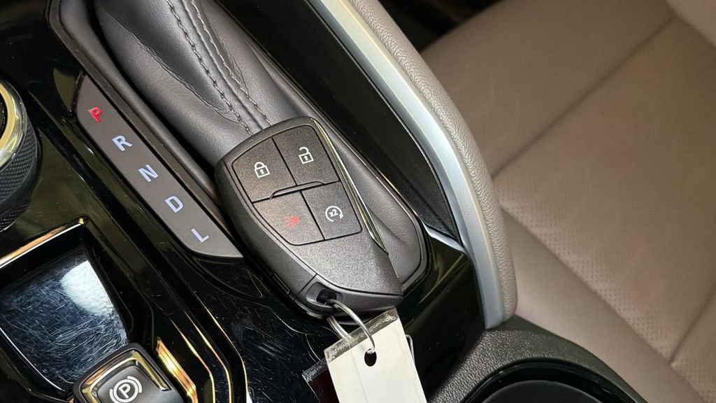 Used 2025 Chevrolet Colorado ZR2 w/ Technology Package image 34