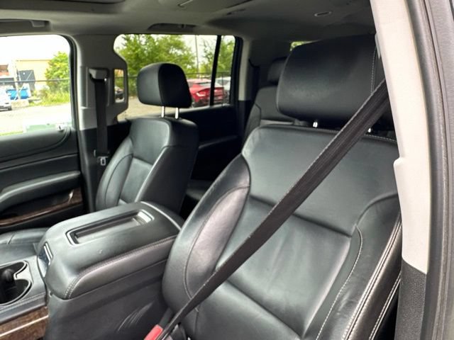 Used 2019 Chevrolet Suburban LT AWD/4WD image 8