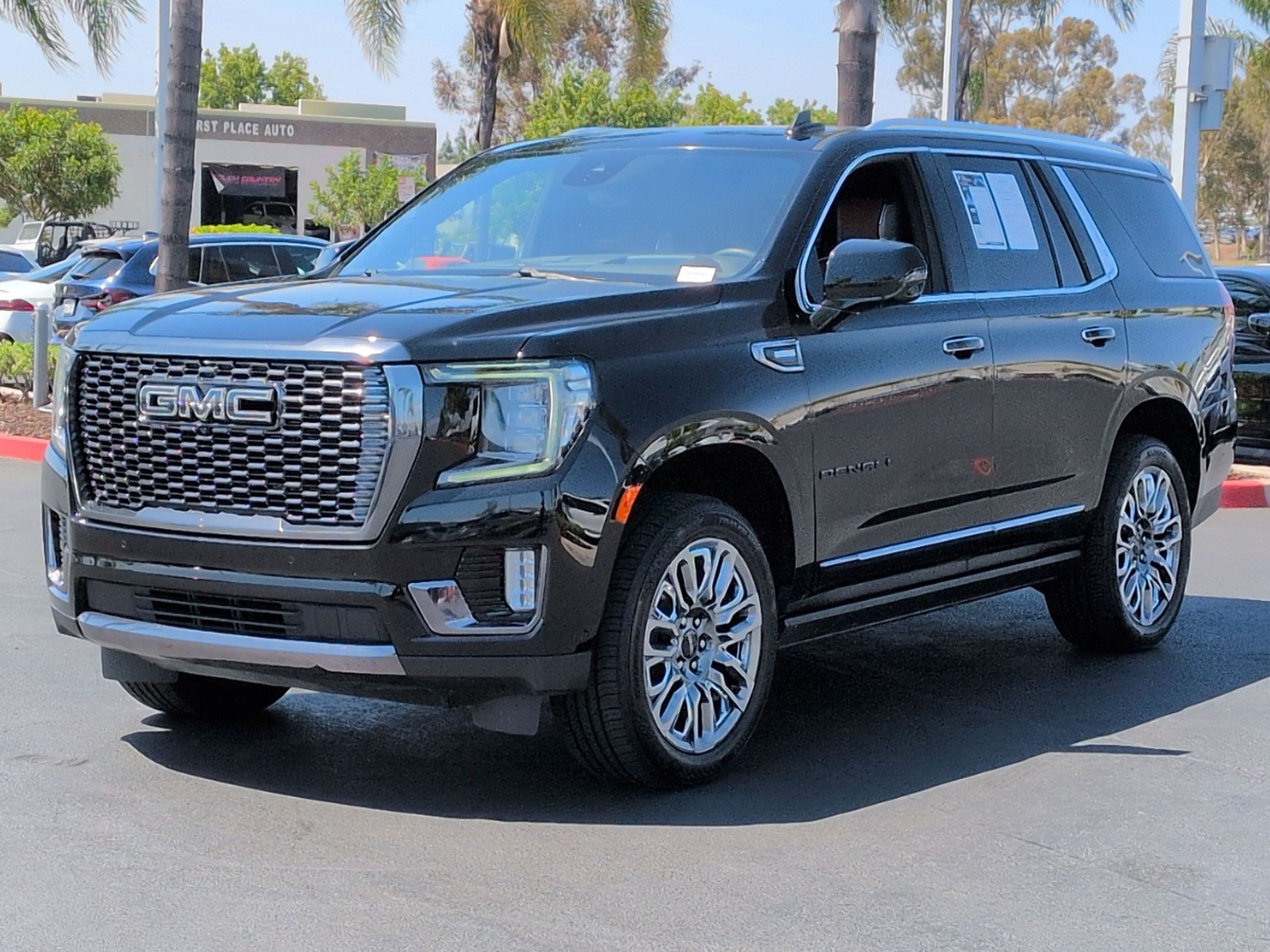Used 2024 GMC Yukon Denali Ultimate AWD/4WD image 5