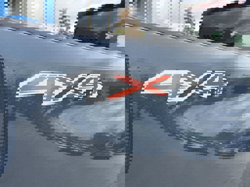 New 2026 Chevrolet Silverado 2500 LT image 2