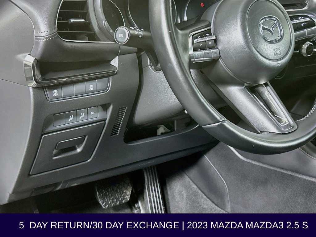Used 2023 MAZDA MAZDA3 s FWD image 12