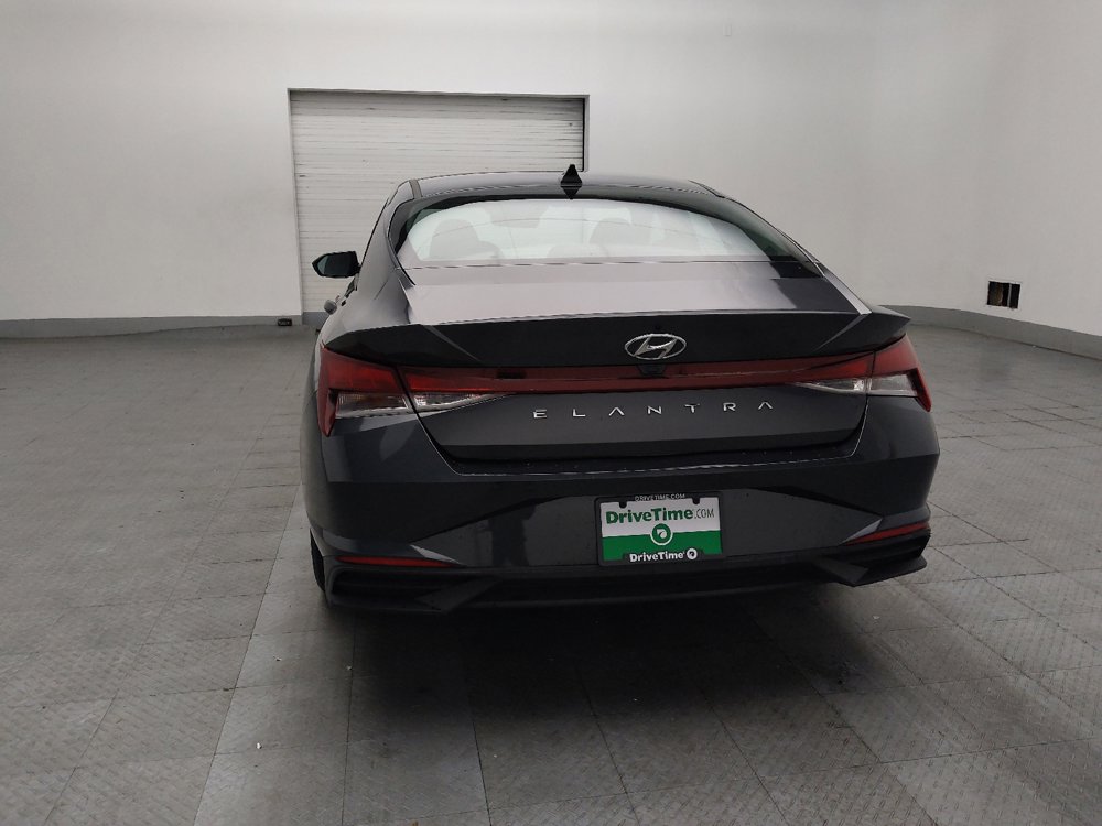 Used 2021 Hyundai Elantra SEL FWD image 6