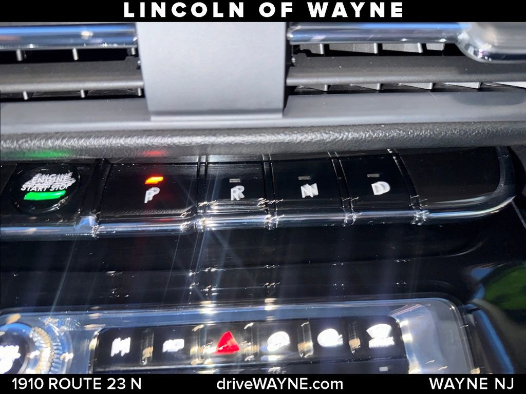 Certified 2023 Lincoln Corsair AWD image 18