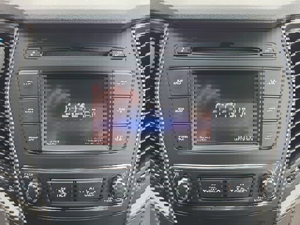 Used 2017 Hyundai Santa Fe Sport image 23