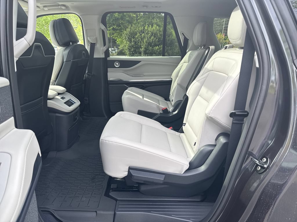 New 2025 Lincoln Navigator L Reserve AWD/4WD image 25