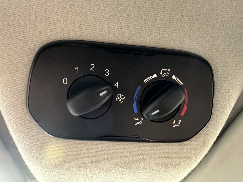 Used 2018 Ford Transit 350 XL RWD image 27