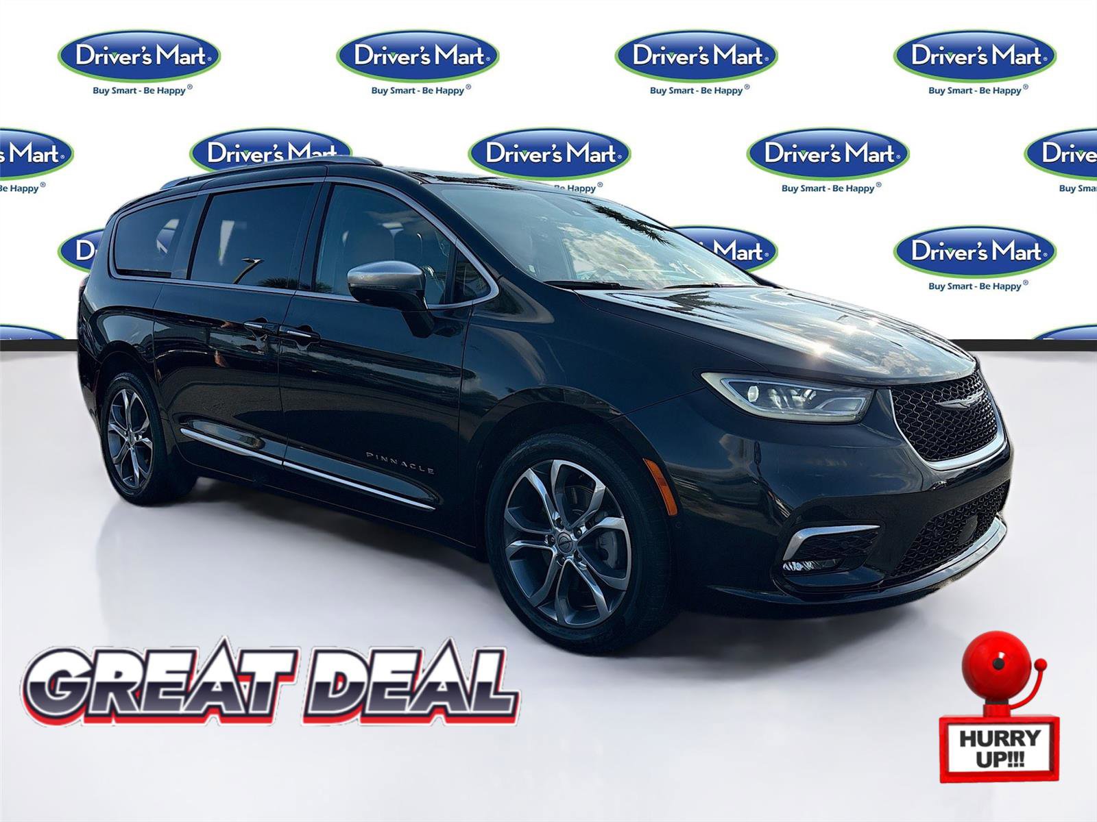 Used 2021 Chrysler Pacifica Pinnacle image 1