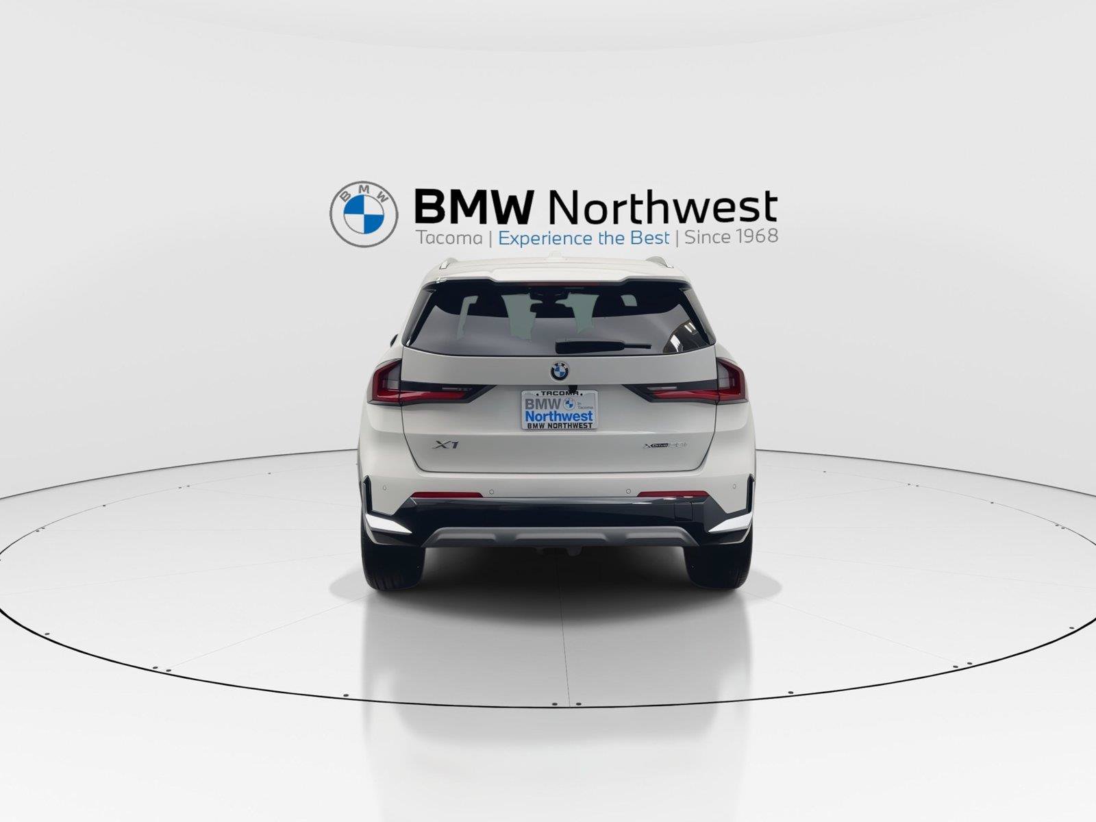 New 2026 BMW X1 xDrive28i AWD/4WD image 2