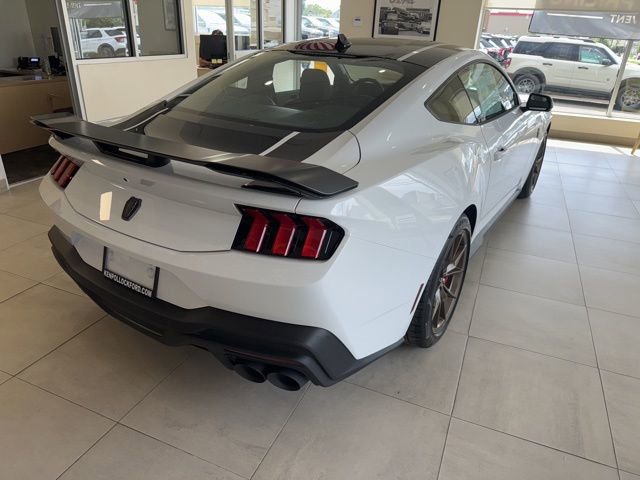 New 2025 Ford Mustang Dark Horse image 4