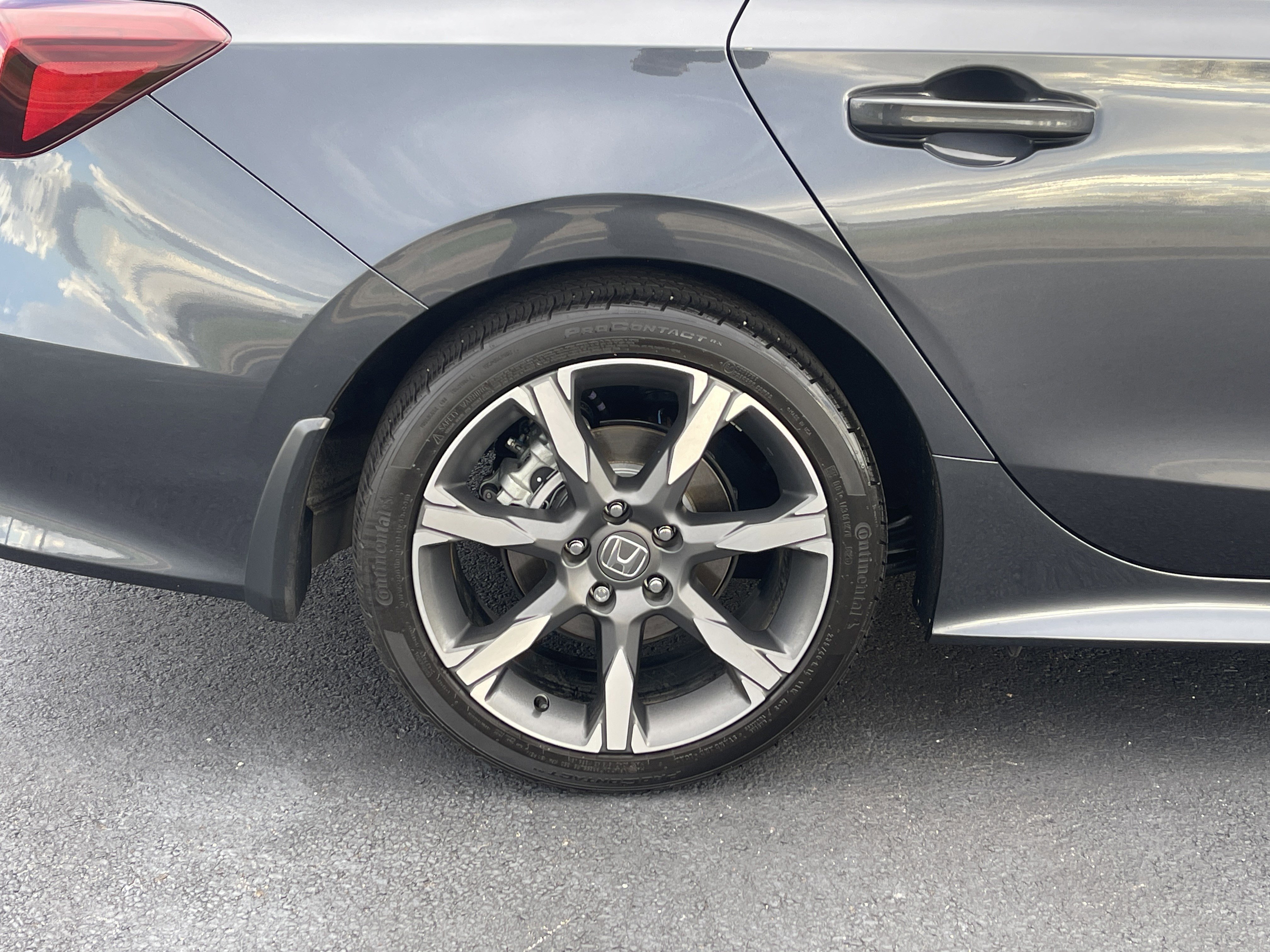 Certified 2025 Honda Civic Sport Touring image 34