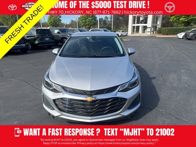 Used 2019 Chevrolet Cruze LT image 10