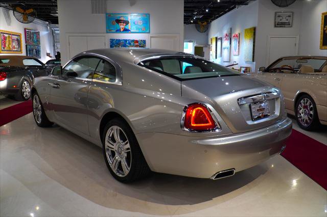 Used 2016 Rolls-Royce Wraith RWD image 5